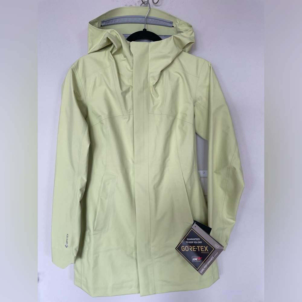 NWT Arc'teryx Codetta Cinch Women's Coat Inspire Size : S
